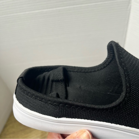 Danskin Creative Stretch Knit Slip-on Black Sneakers Size 10 - Picture 10 of 14